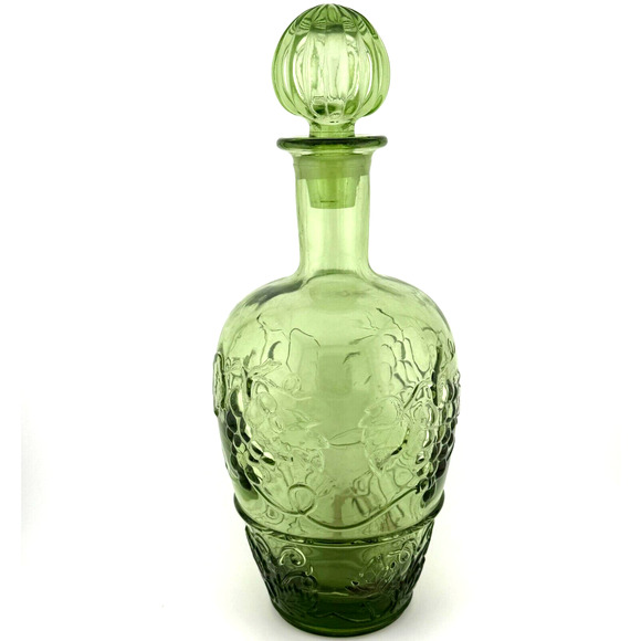 VTG MCM Green Glass Wine Decanter Embossed Grapes Vines Leaves and Stopper - Picture 1 of 8